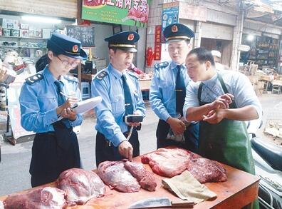 長汀縣工商局開展突擊檢查注水肉行動(dòng)